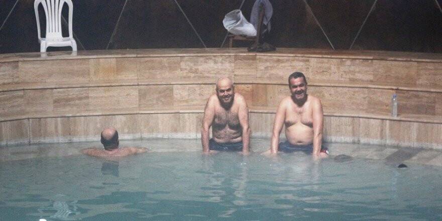 Felçli gelen yürüyerek gidiyor