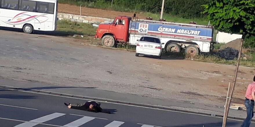 Arı kovanı yüklü kamyonet devrildi: 1 ölü, 1 yaralı