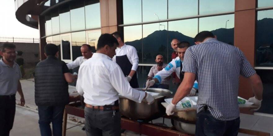SEYDİŞEHİR DEVLET HASTANESİNDE HEP BİRLİKTE İFTAR COŞKUSU