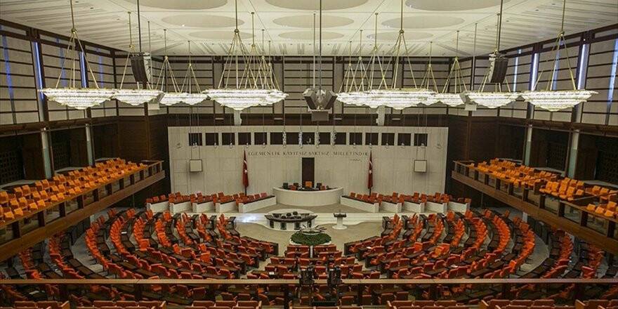 Meclis Yeni Döneme Hazırlanıyor