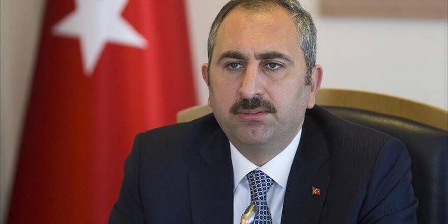 'Darbe Girişimine 'Tiyatro' Diyenleri Üzecek Bilgilere Ulaşıldı'