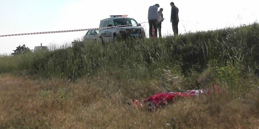 Karayoluna çıkan şahıs otomobilin çarpması sonucu öldü 