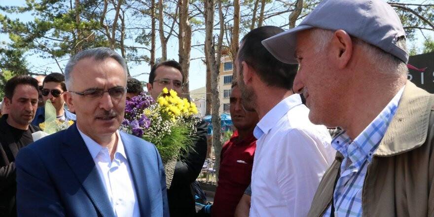 Maliye Bakanı Naci Ağbal: Yarın Akşam Türkiye Bayram Yapacak