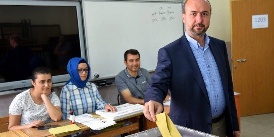 Başkan Pekyatırmacı oyunu kullandı