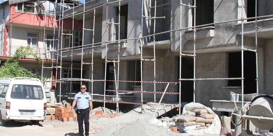 Konya'da İnşaatın 4. Katından Düşen İşçi Yaralandı