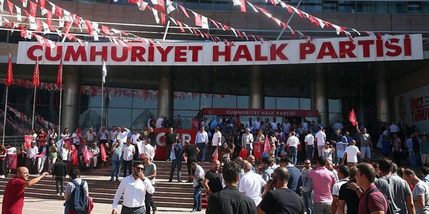 Chp'de Yeniden Kurultay Sesleri