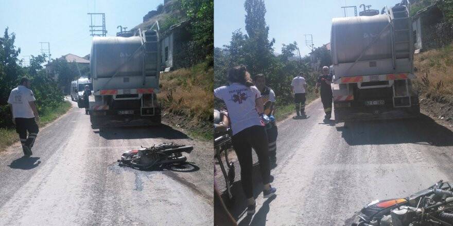 Motosiklet sürücüsü kazada öldü, eşi ağır yaralandı