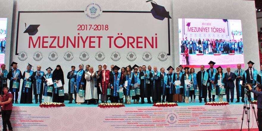 NEÜ 2017-2018 Mezuniyet Töreni gerçekleşti
