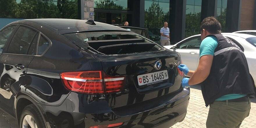 Ev almak için gelen gurbetçinin cipinden 100 bin lirayı çaldılar