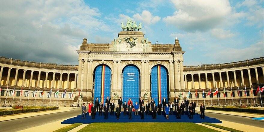Cumhurbaşkanı Erdoğan Nato Zirvesi'nde 'Aile Fotoğrafı'na Katıldı