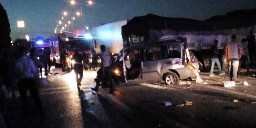  Ankara-Konya yolunda zincirleme kaza 