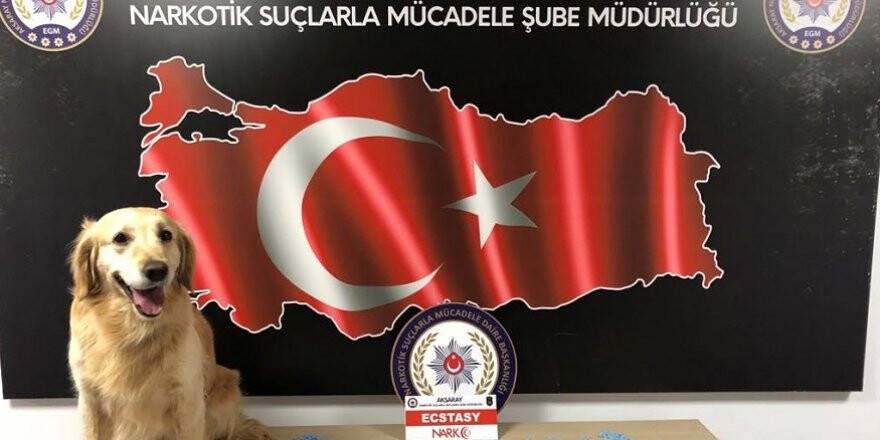 Otomobilde uyuşturucu hap ele geçirildi