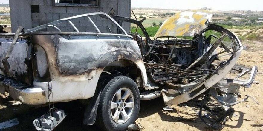 İsrail Gazze'de sivil bir araca saldırdı: 4 yaralı
