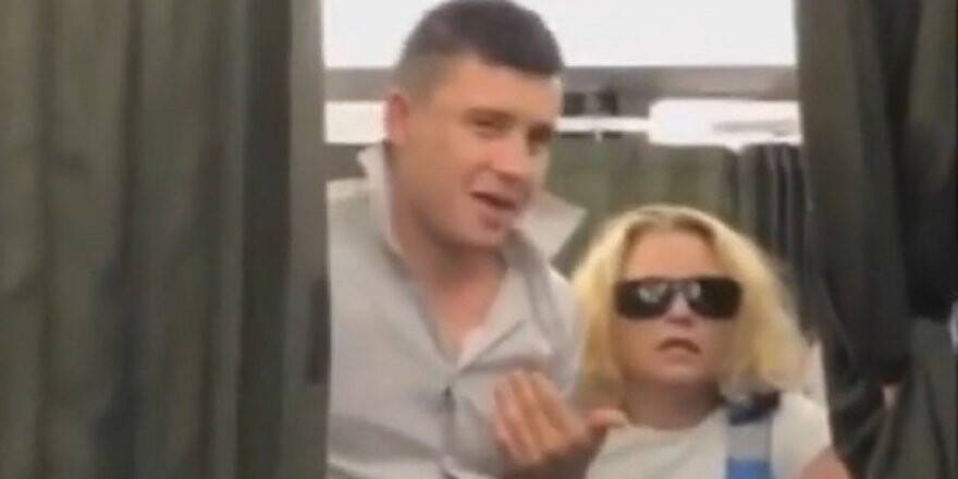 Paranoyak yolcu uçağın kalkmasına izin vermedi