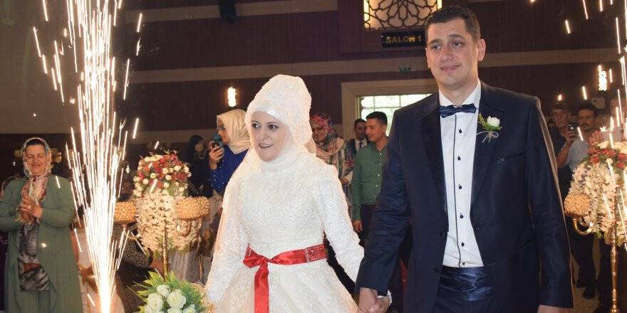 Küçüksönmez ve Süratli ailelerinin mutlu günü