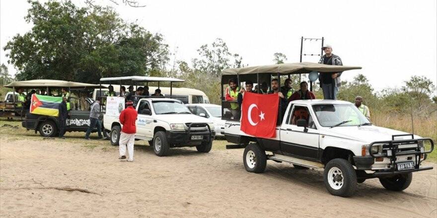 Tika Gönüllüleri Mozambik'te Doğal Yaşamı Fotoğrafladı
