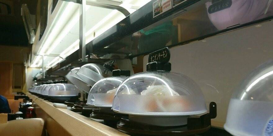 Tokyo'nun garsonsuz "Jetgil" restoranı