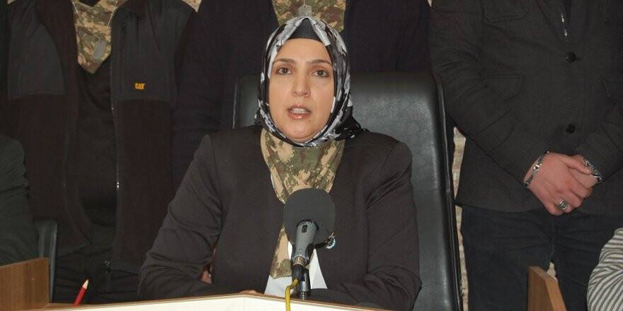 MHP Selçuklu İlçe Başkanı Güzide Çipan: “Hiç kimse Türkleri başka milletlerle karıştırmamalıdır”