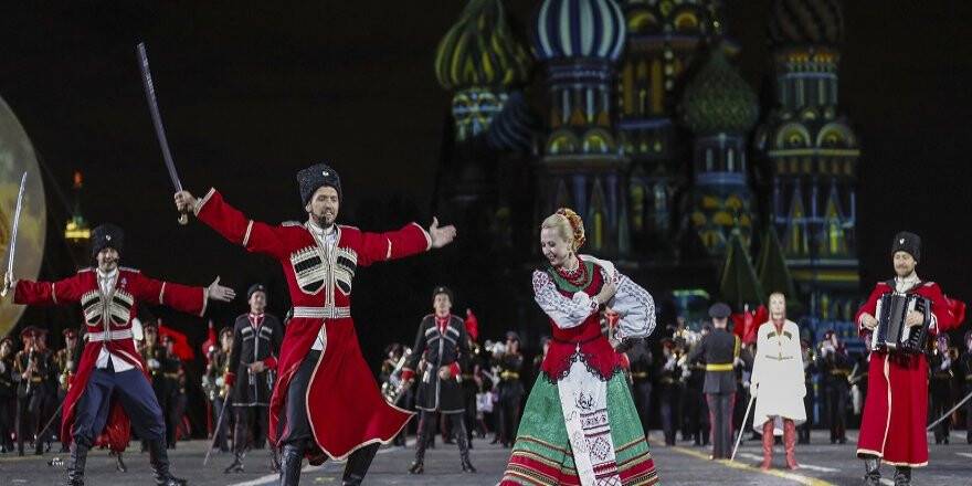 Putin’den ilginç düğün hediyesi