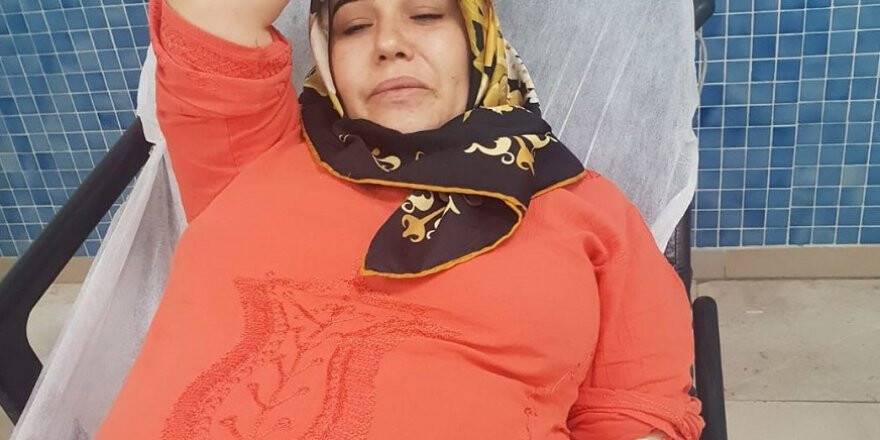 5 aylık hamile kadını noterde darbedip, çocuklarını alıp kaçtı