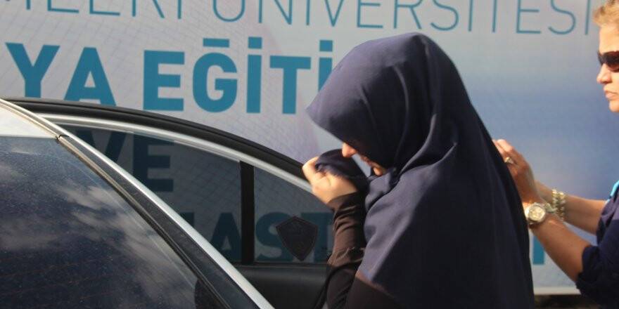 Konya'da FETÖ ablalarına operasyon: 3 gözaltı 