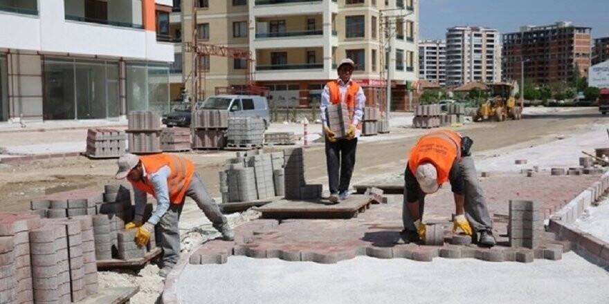 Selçuklu'da bordür parke çalışmalarında yoğun tempo
