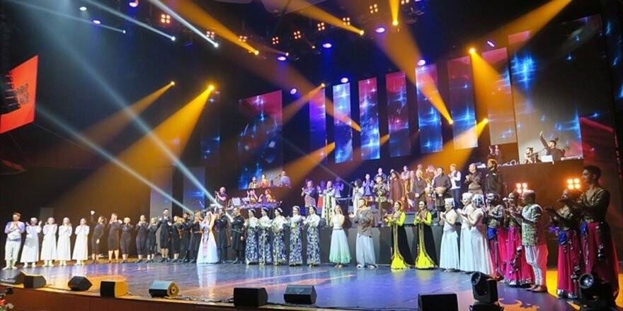 Kazakistan'da 'Dans Ruhu' Festivali Düzenlendi