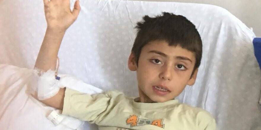 Başına maganda kurşunu isabet eden Osman, iyileşip okuluna gitmek istiyor