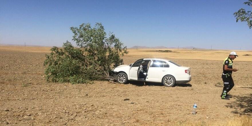 Otomobil şarampole indi: 3 yaralı