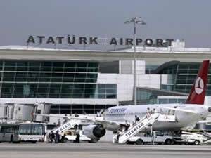 Atatürk Havalimanı'nda Silah Sesleri
