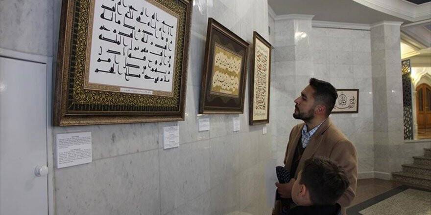 Kazan'da 'Hüsn-i Hat Sergisi'