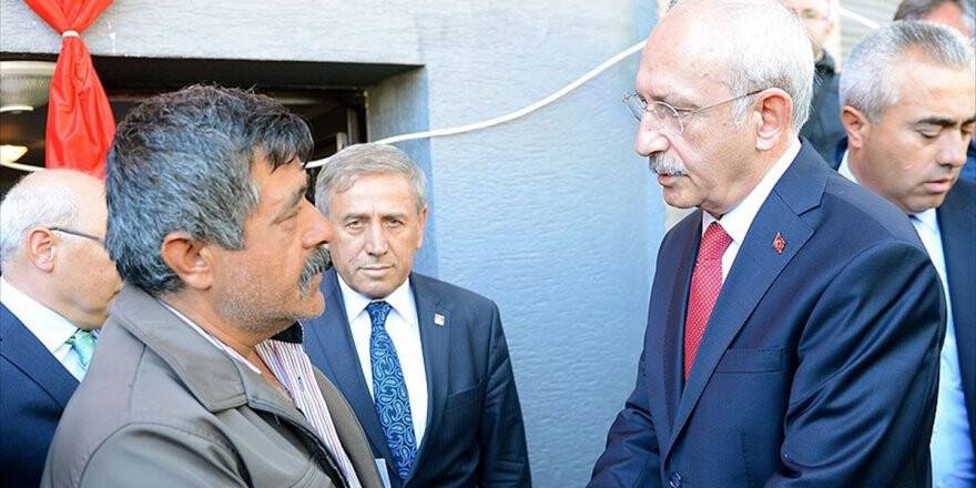 Kılıçdaroğlu Batman Şehidinin Babaevini Ziyaret Etti