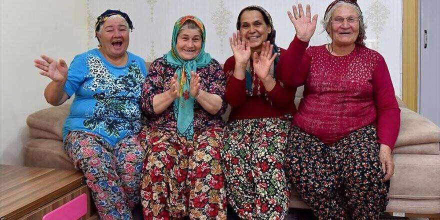 'Ümmiye Teyze' Ve Ekibi Almanya Yolunda