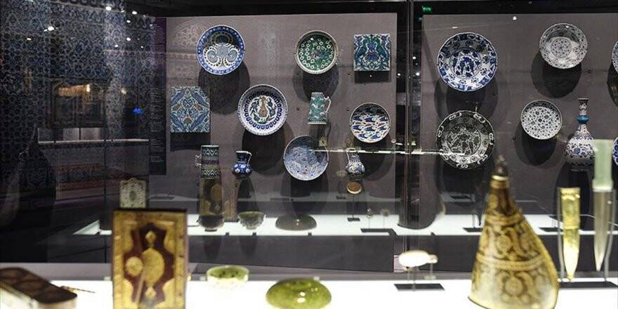 Dünyanın En Büyük Koleksiyonlarından İslam Sanat Eserleri Louvre'da Sergileniyor