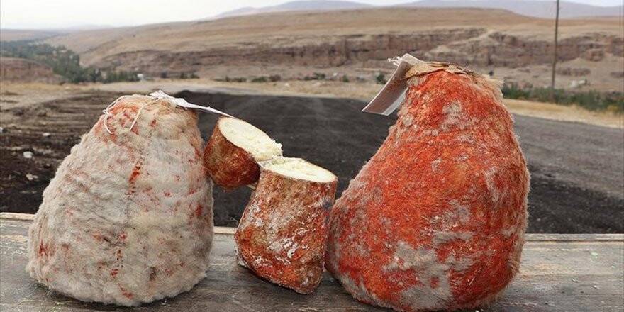Mağaradan Gelen Lezzet: Divle Obruk Peyniri
