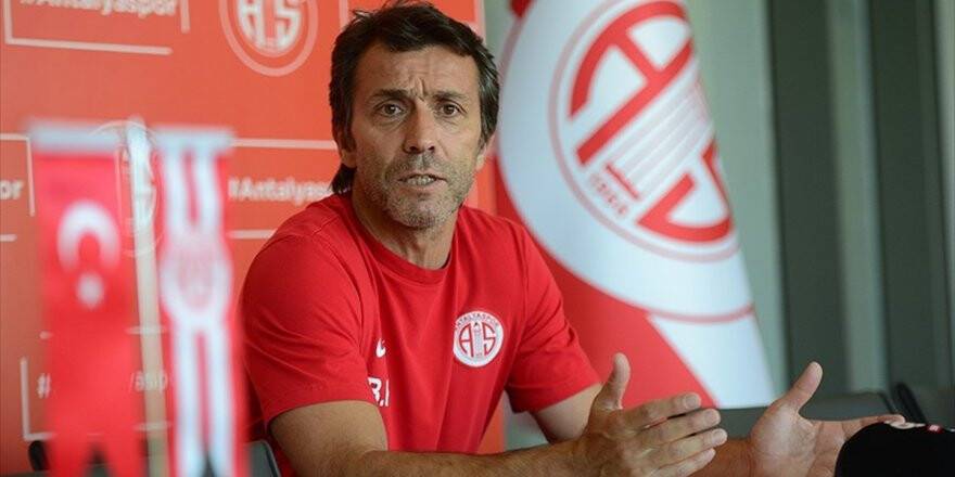 Antalyaspor Teknik Direktörü Korkmaz: Önümüzdeki Senelerde Yukarılara Oynayan Bir Antalyaspor Olacak