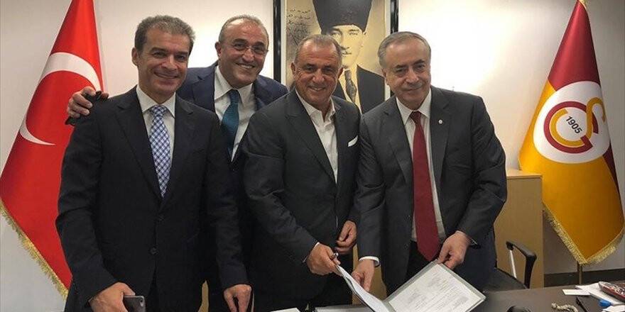 Galatasaray, Fatih Terim'in Sözleşmesini Uzattı