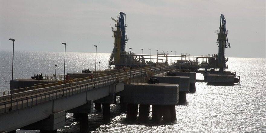'Azerbaycan'ın Türkiye'ye Yatırımları 20 Milyar Dolara Çıkacak'