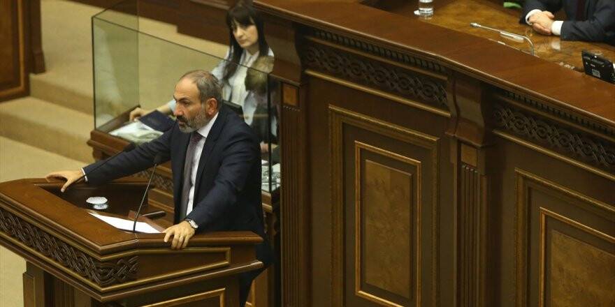 Ermenistan Başbakanı Paşinyan İstifa Etti