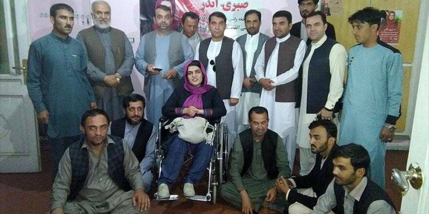 Afganistan'ın İlk Engelli Kadın Milletvekili Adayı: Ender