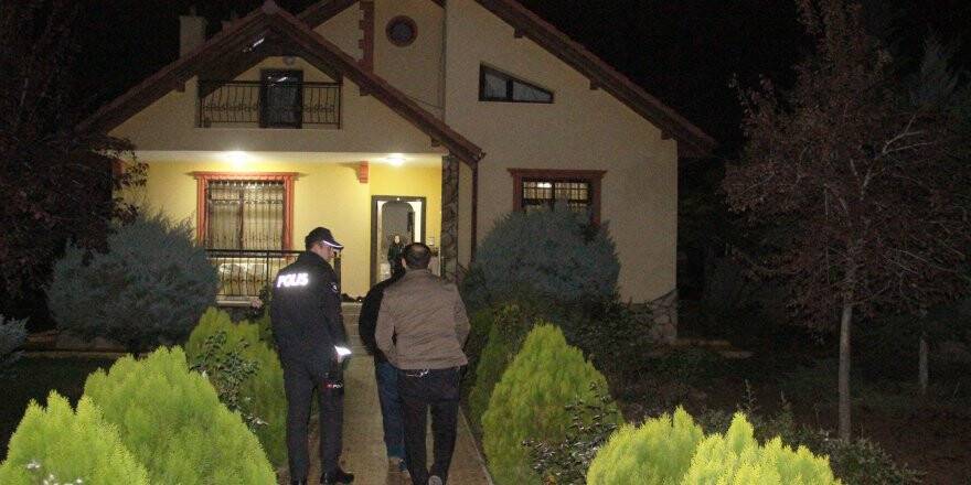 Başını Televizyon Sehpasına Çarpan Yaşlı Adam Öldü