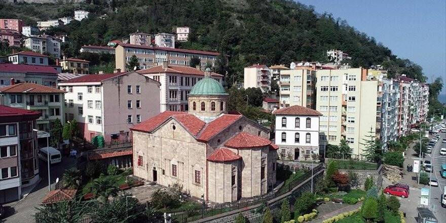 Eski Kilise Binası 30 Yıldır Tarihe Ev Sahipliği Yapıyor