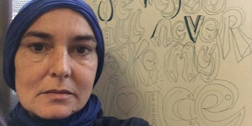İslam'ı Seçen İrlandalı Şarkıcıdan Müslümanlara Teşekkür