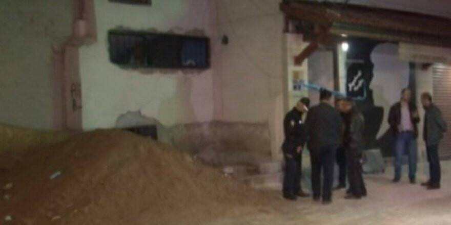 Arkadaşını öldürüp gömmek için bir kamyon toprak döktürmüş