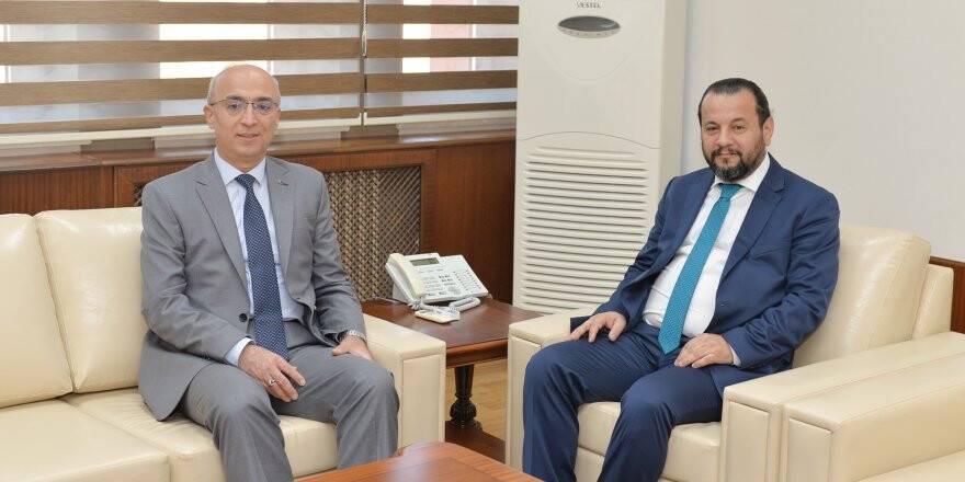 REKTÖR AKGÜL, TÜRK DİL KURUMU BAŞKANINI AĞIRLADI