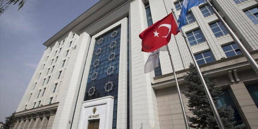 Ak Parti'de Aday Adayı Sayısı Bin 386'ya Ulaştı