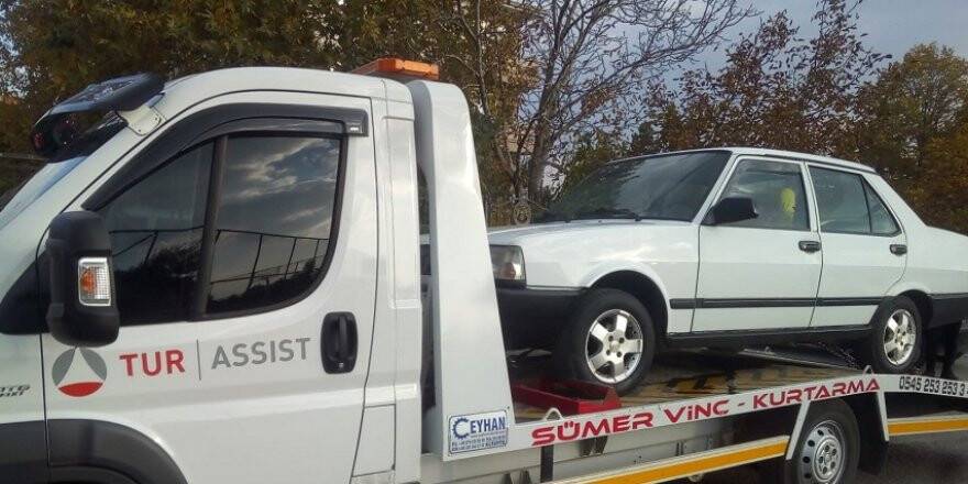 Otomobille drift atan ehliyetsiz sürücüye 7 bin lira ceza