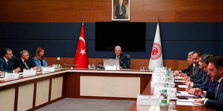 Tbmm Dışişleri Komisyonu 11 Kanun Teklifini Kabul Etti