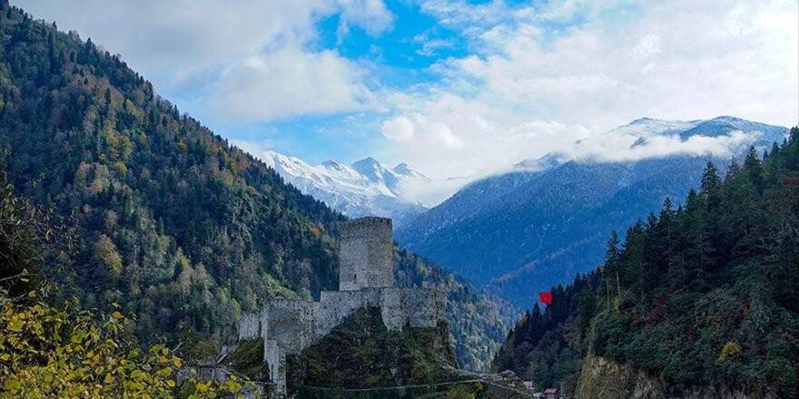 Doğaseverlerin Kaçkarlar'daki Durağı Zil Kale
