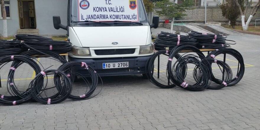 Jandarmadan kablo hırsızlarına suçüstü